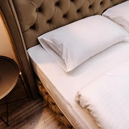 Comfy Flat *